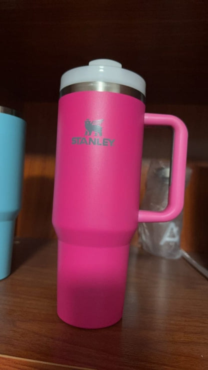 Stanley 40oz Fuchsia Hot Pink Quencher H2.0 Tumbler