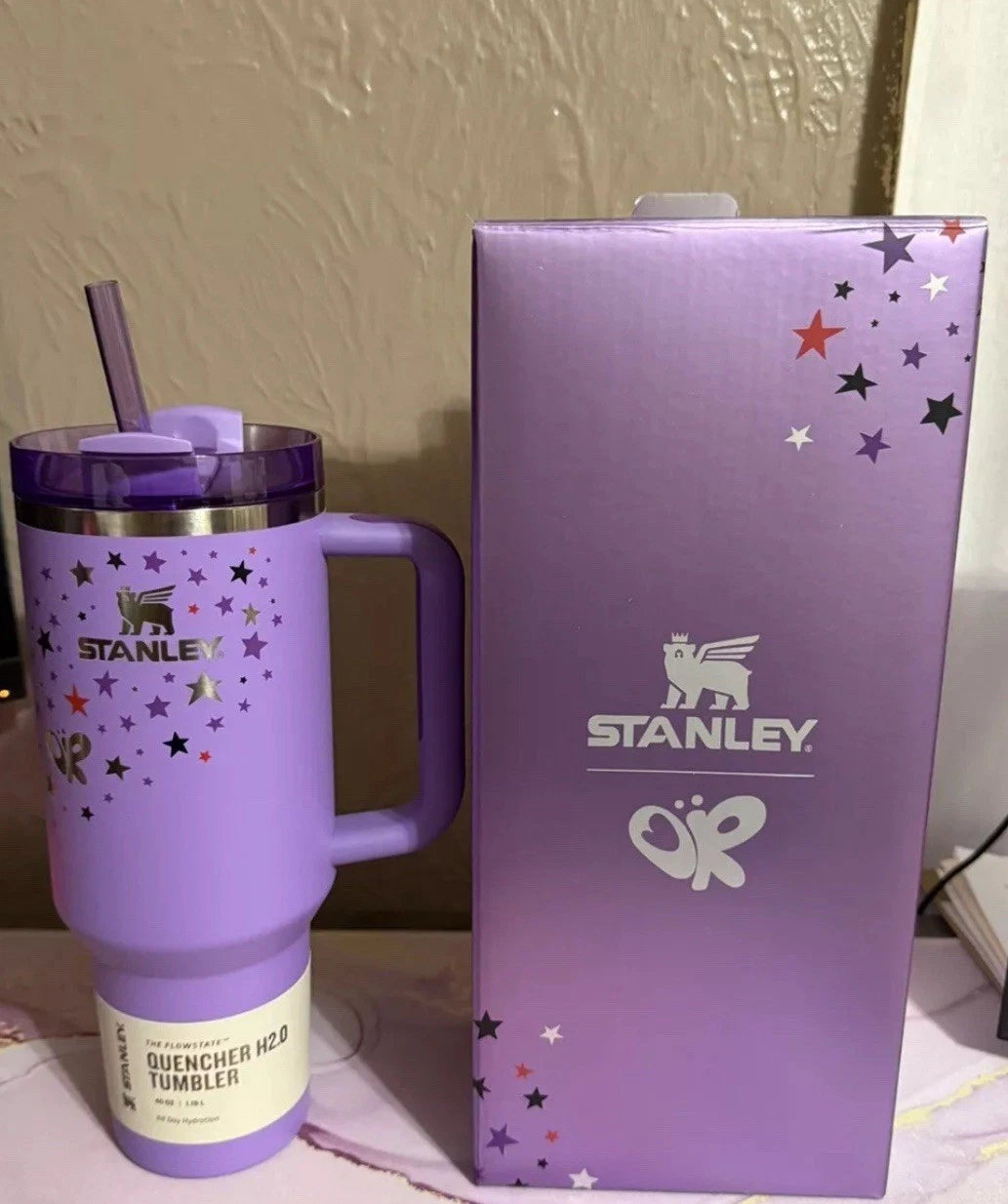 Stanley x Olivia Rodrigo 40oz Quencher H2.0 Tumbler